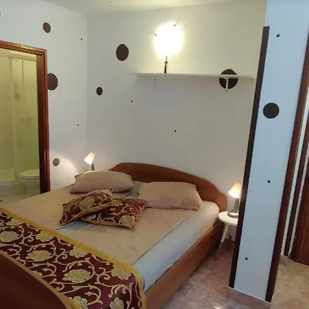 Senegacnik Guest house 3*