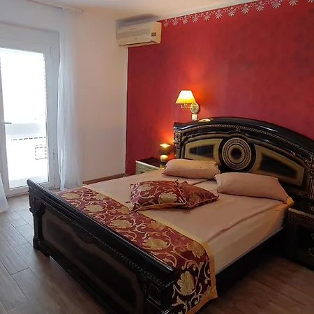 Guest house Senegacnik 3*